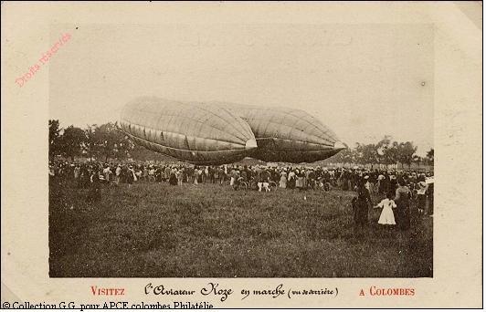 l'aviateur Roze en marche (vue de derrière) .