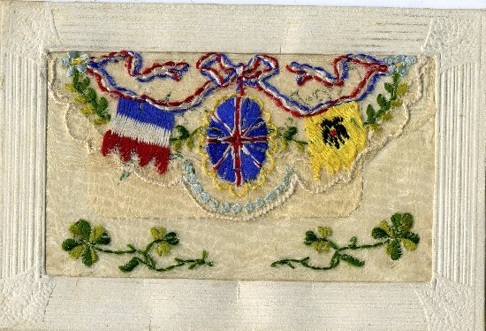 Carte postale brodée.
