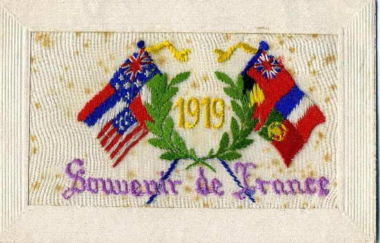 Carte postale brodée.
