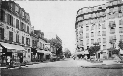 Colombes. Carte postale de l'avenue de l'agent Sarre.