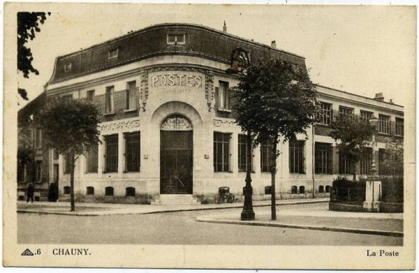 Carte postale de la Poste de Chauny.