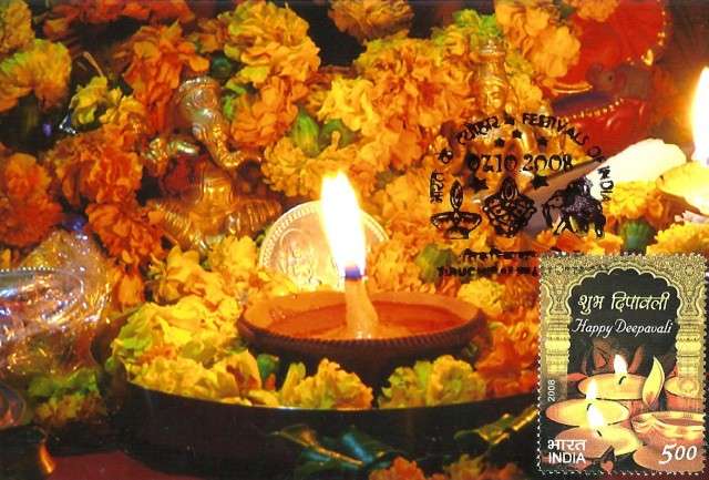 Carte postale de Deepavali - La fête de la lumière.
