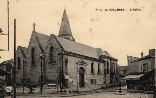 Cartes postale de l'église saint pierre saint paul de Colombes- La facade-autre vue.