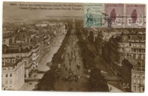Carte postale ancienne des Champs Elysée.